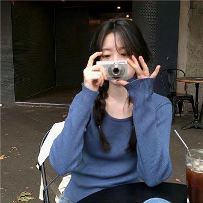 夜深沉，爱难吟